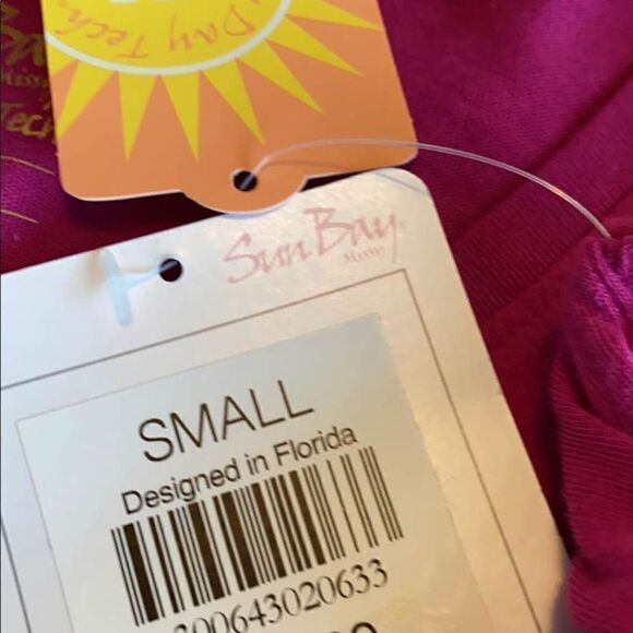 SUN BAY V-neck Small Women’s Top with 3/4 Sleeve and embellished Anchor in front - Picture 9 of 9